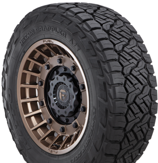 Right view of the Recon Grappler