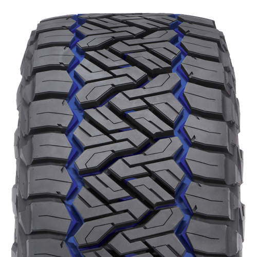 motif de rainure en zigzag sur le pneu de camion léger tout terrain de Nitto